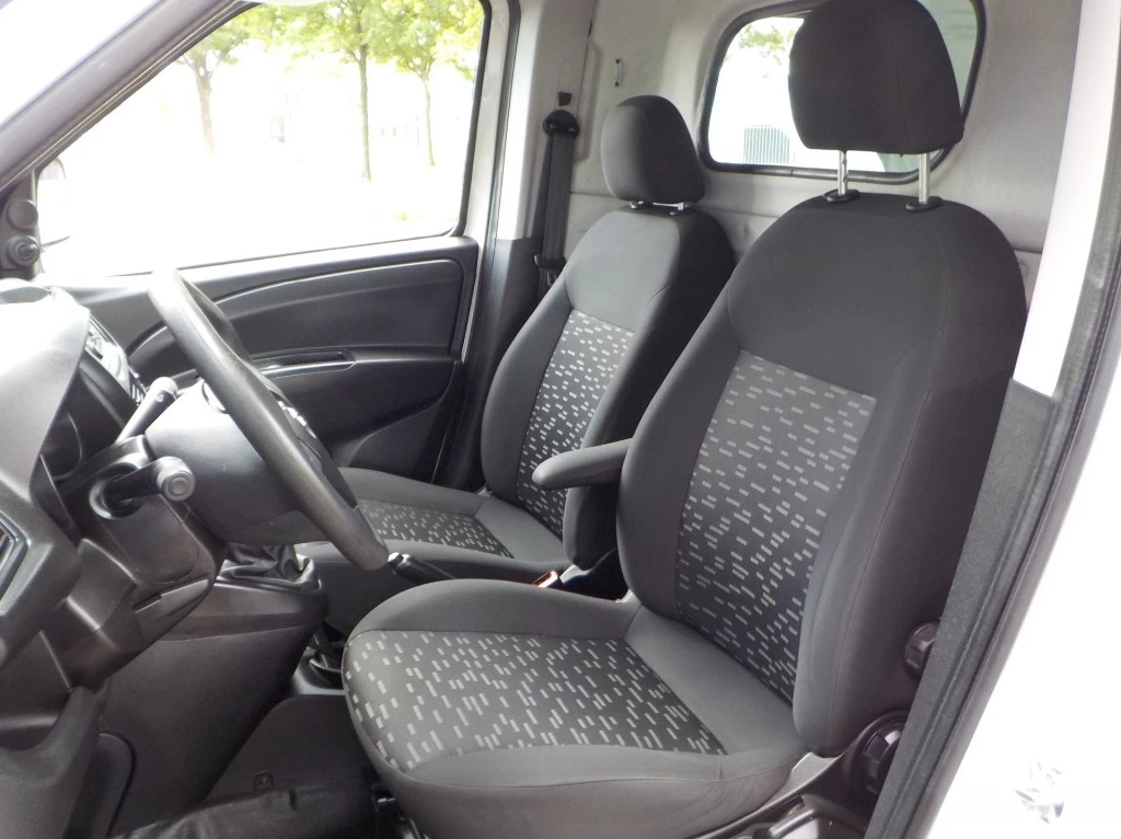 Hoofdafbeelding Opel Combo