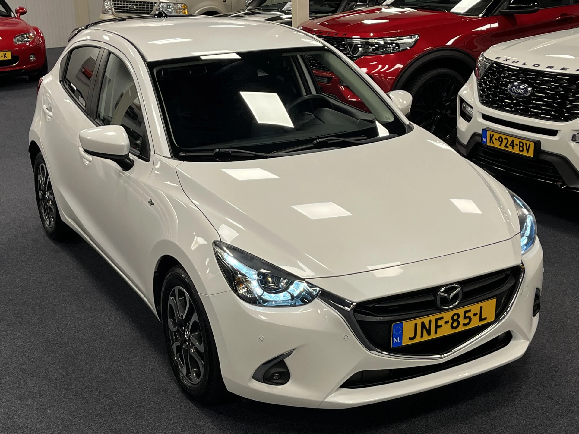 Hoofdafbeelding Mazda 2