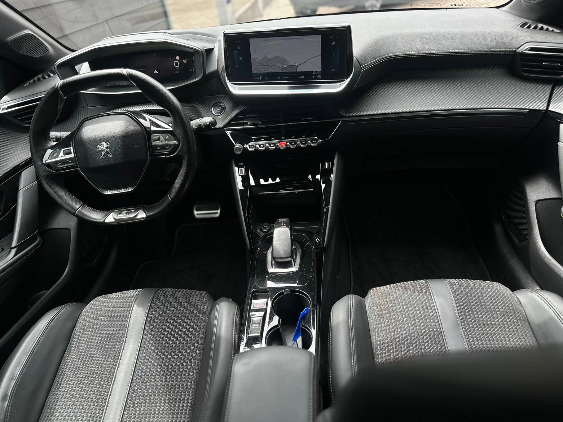 Hoofdafbeelding Peugeot e-208