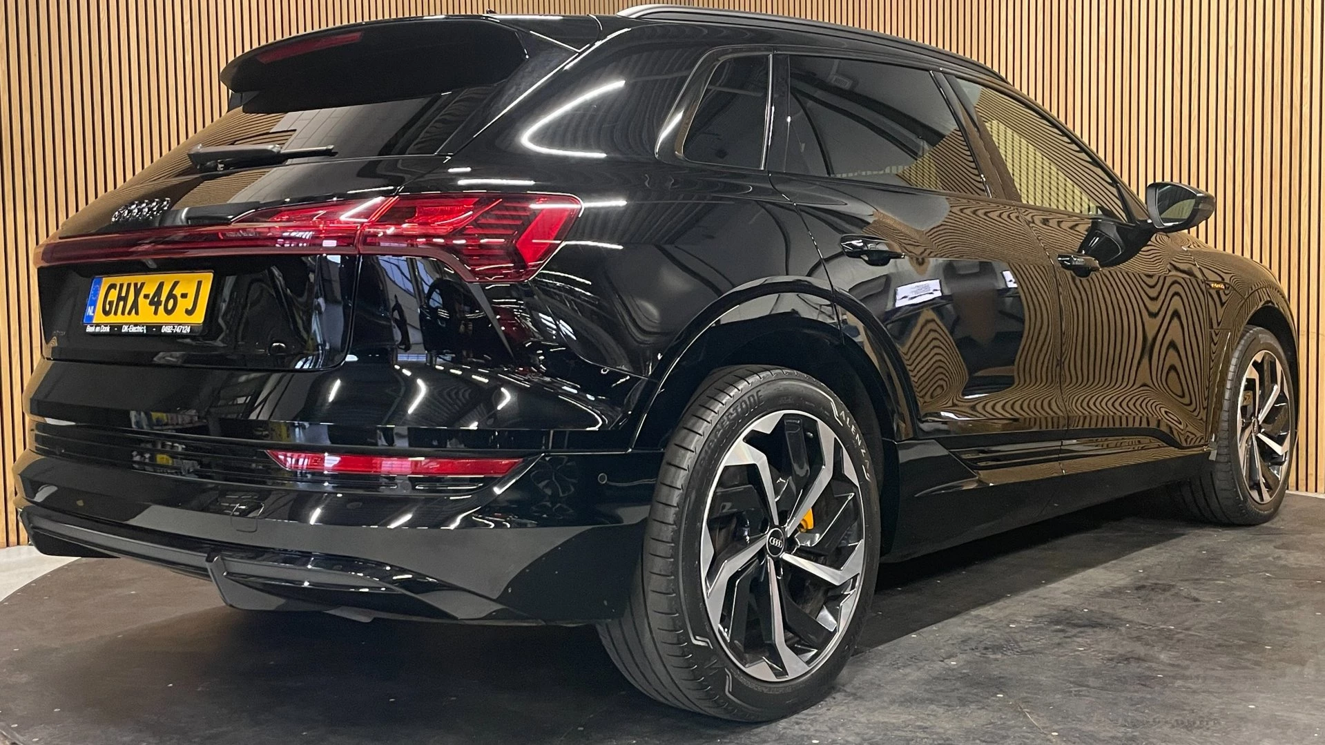 Hoofdafbeelding Audi e-tron