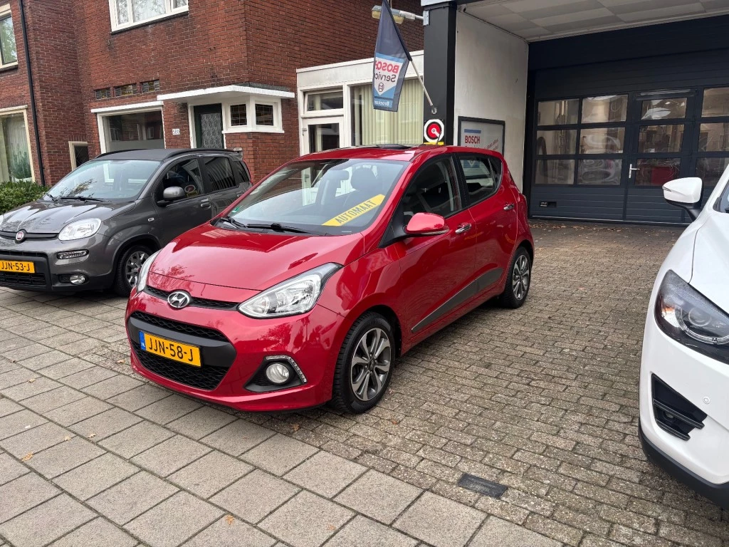 Hoofdafbeelding Hyundai i10