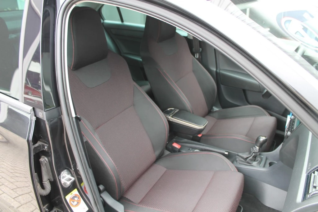 Hoofdafbeelding Škoda Rapid