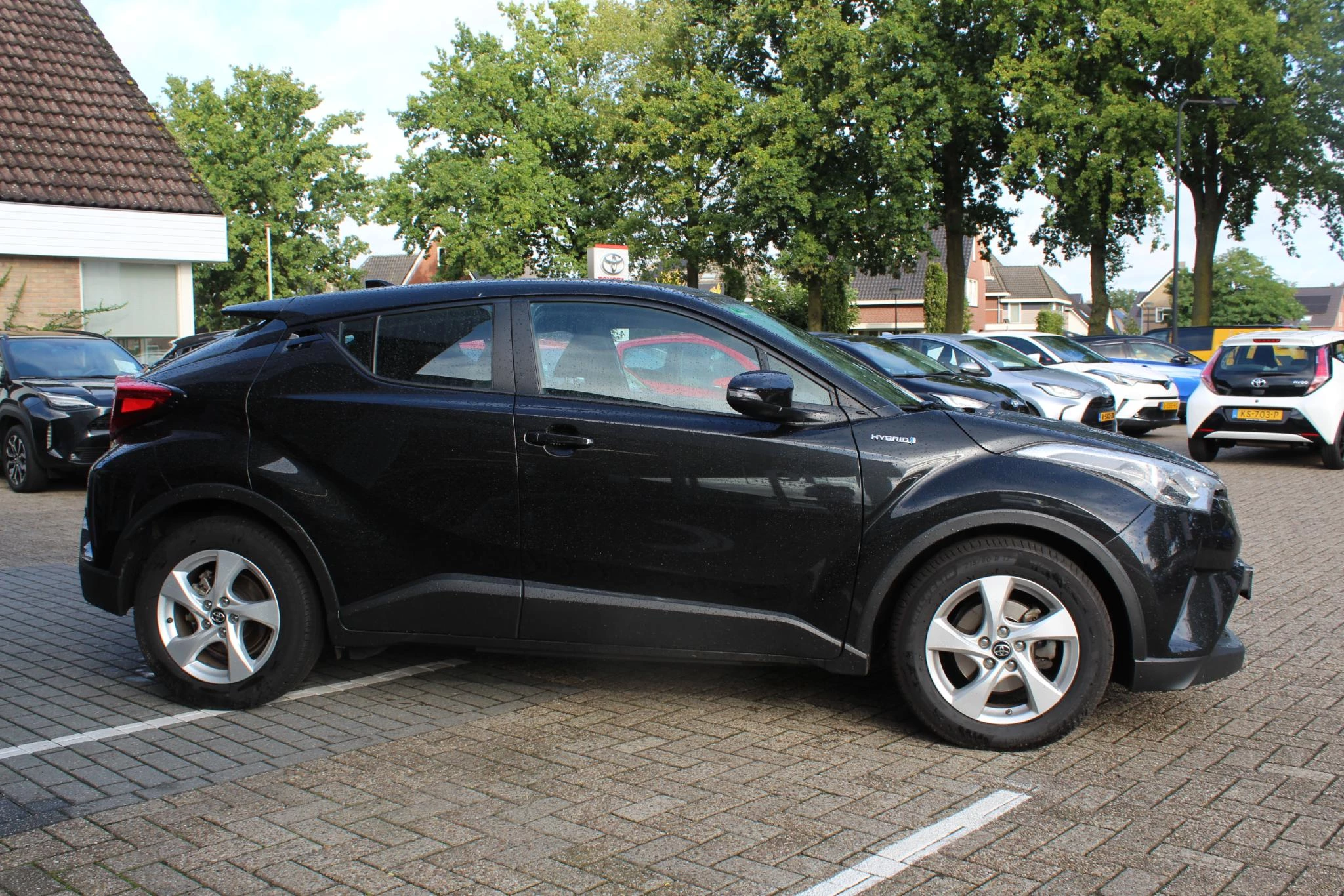 Hoofdafbeelding Toyota C-HR