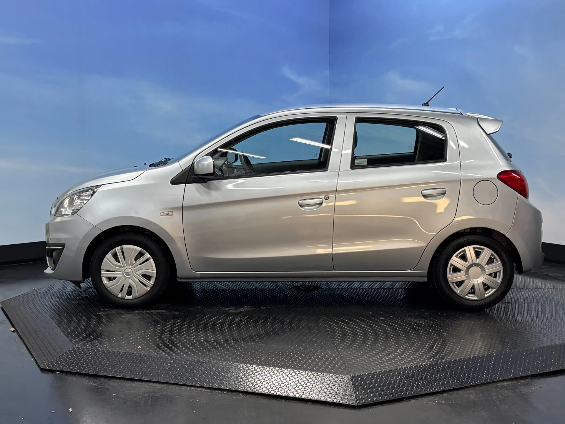 Hoofdafbeelding Mitsubishi Space Star