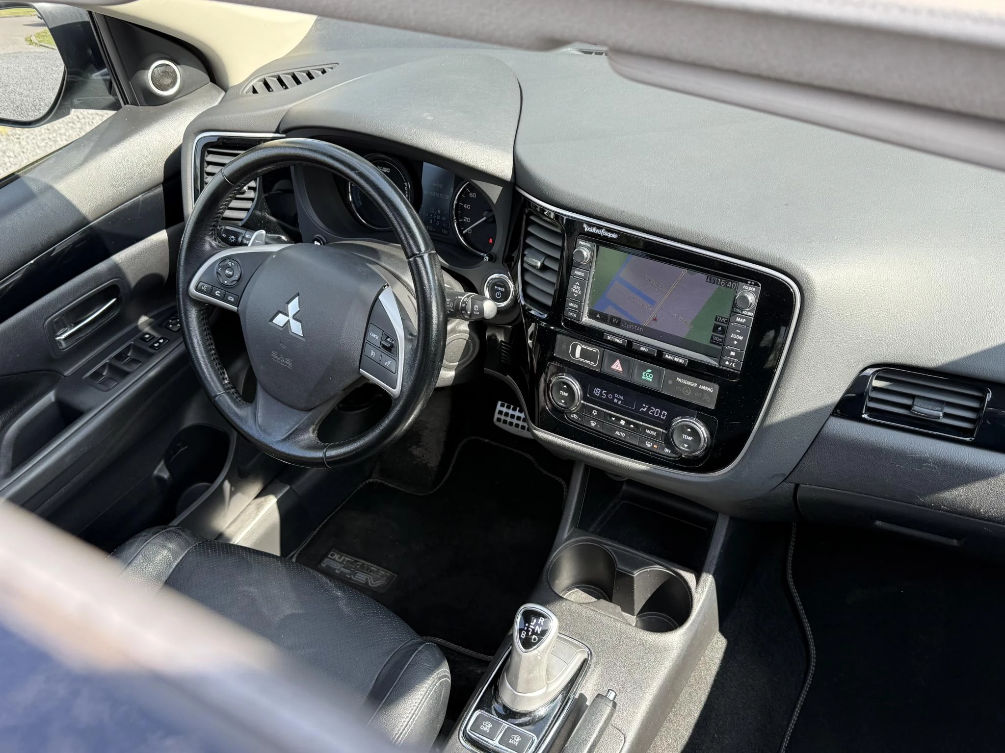 Hoofdafbeelding Mitsubishi Outlander