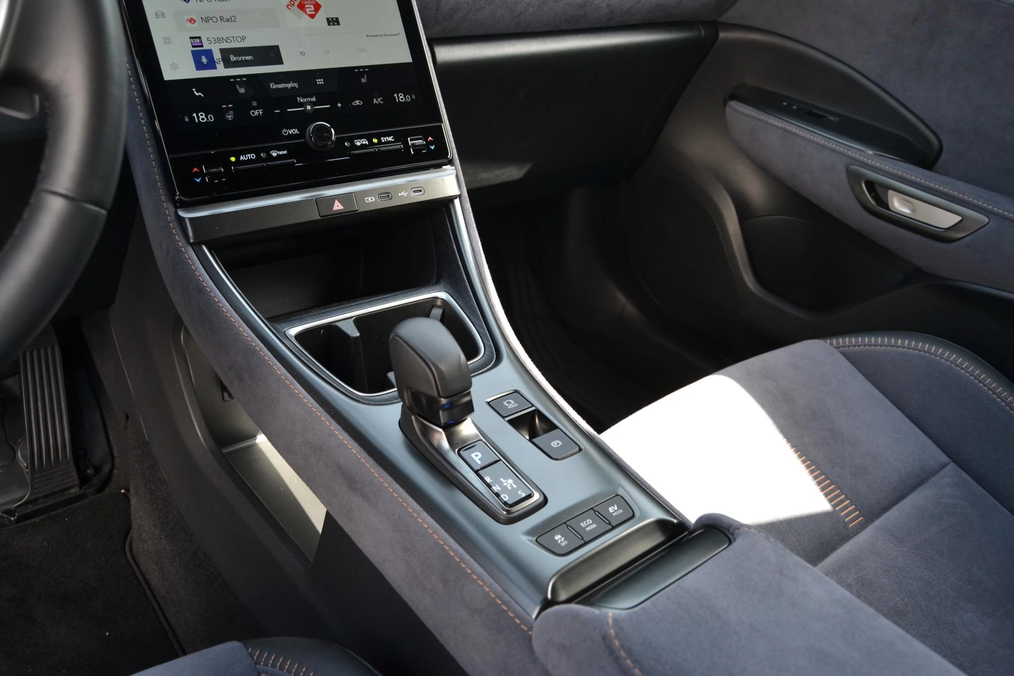 Hoofdafbeelding Lexus LBX