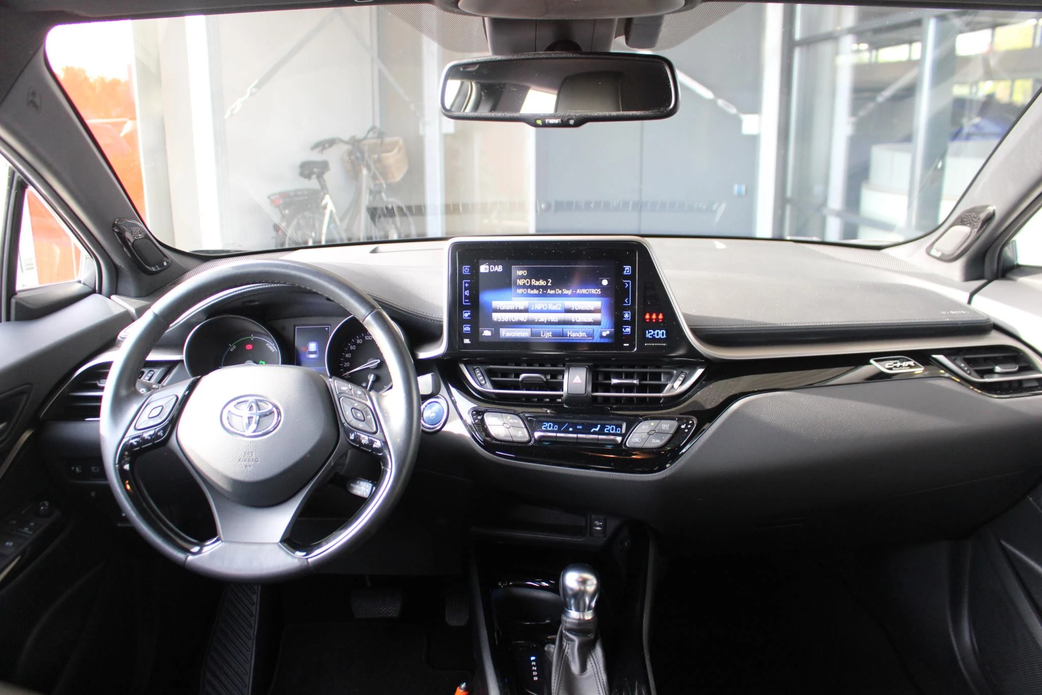 Hoofdafbeelding Toyota C-HR