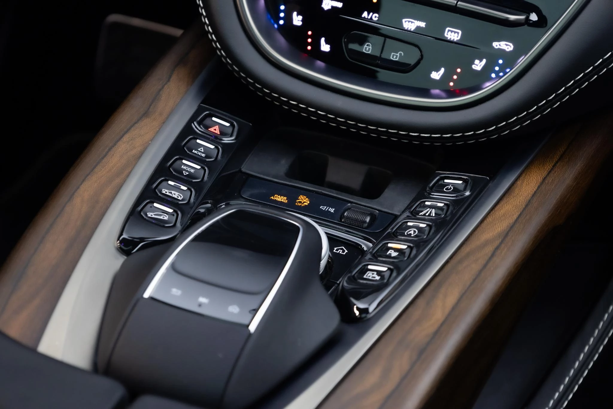 Hoofdafbeelding Aston Martin DBX