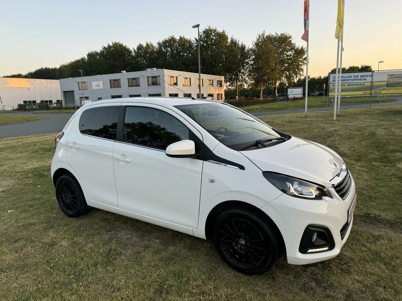 Hoofdafbeelding Peugeot 108