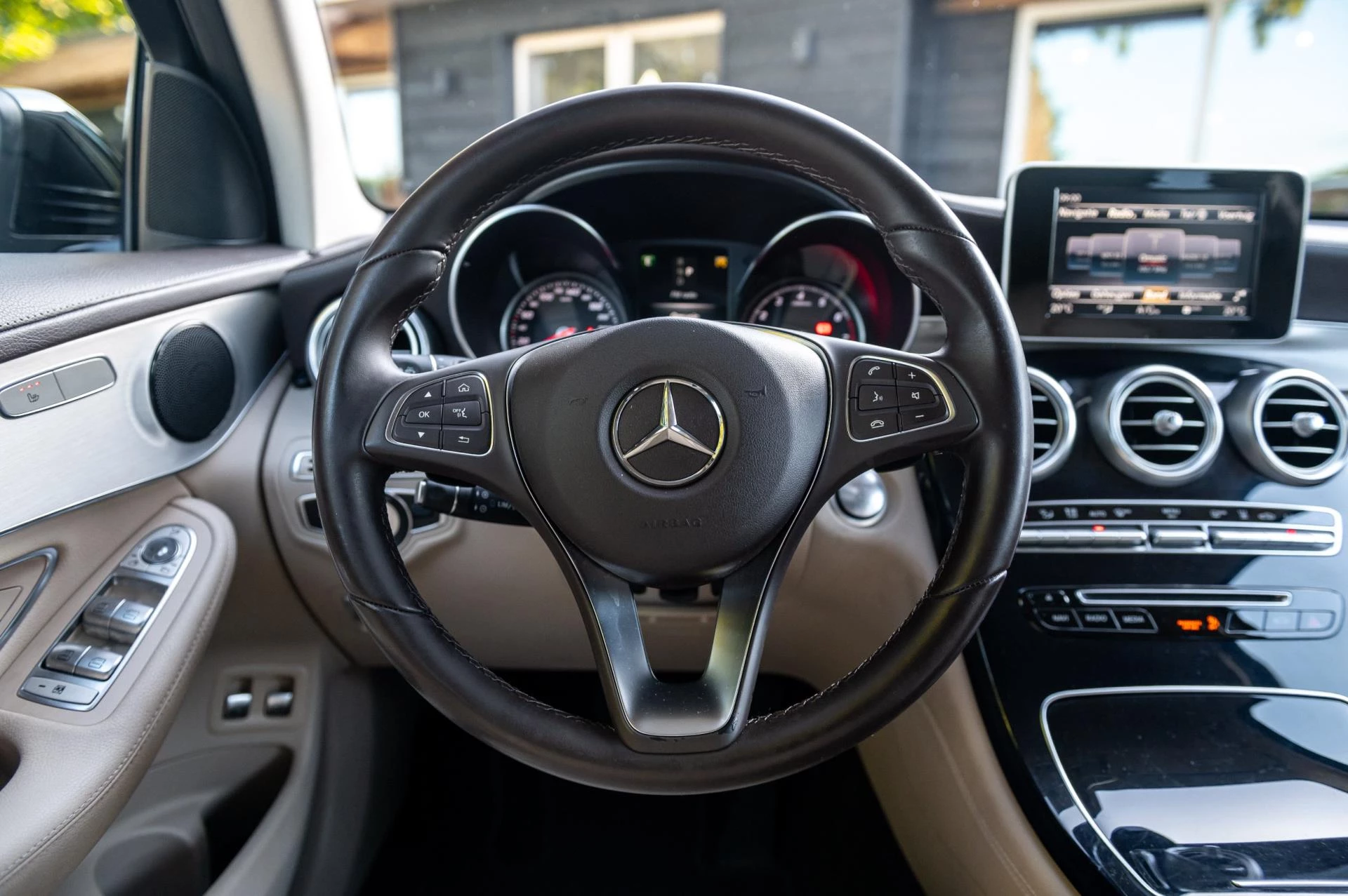Hoofdafbeelding Mercedes-Benz GLC