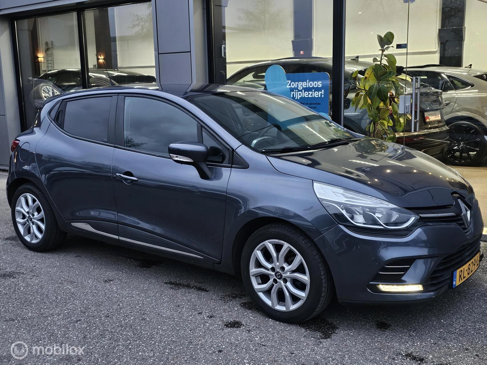 Hoofdafbeelding Renault Clio