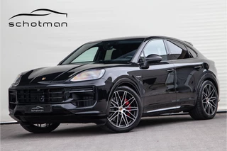 Hoofdafbeelding Porsche Cayenne Porsche Cayenne Coupé 3.0 S E-Hybrid 520pk Sport-Design, Bose, Sportstoelen, Sportuitlaat, Adaptive Cruise, 2025