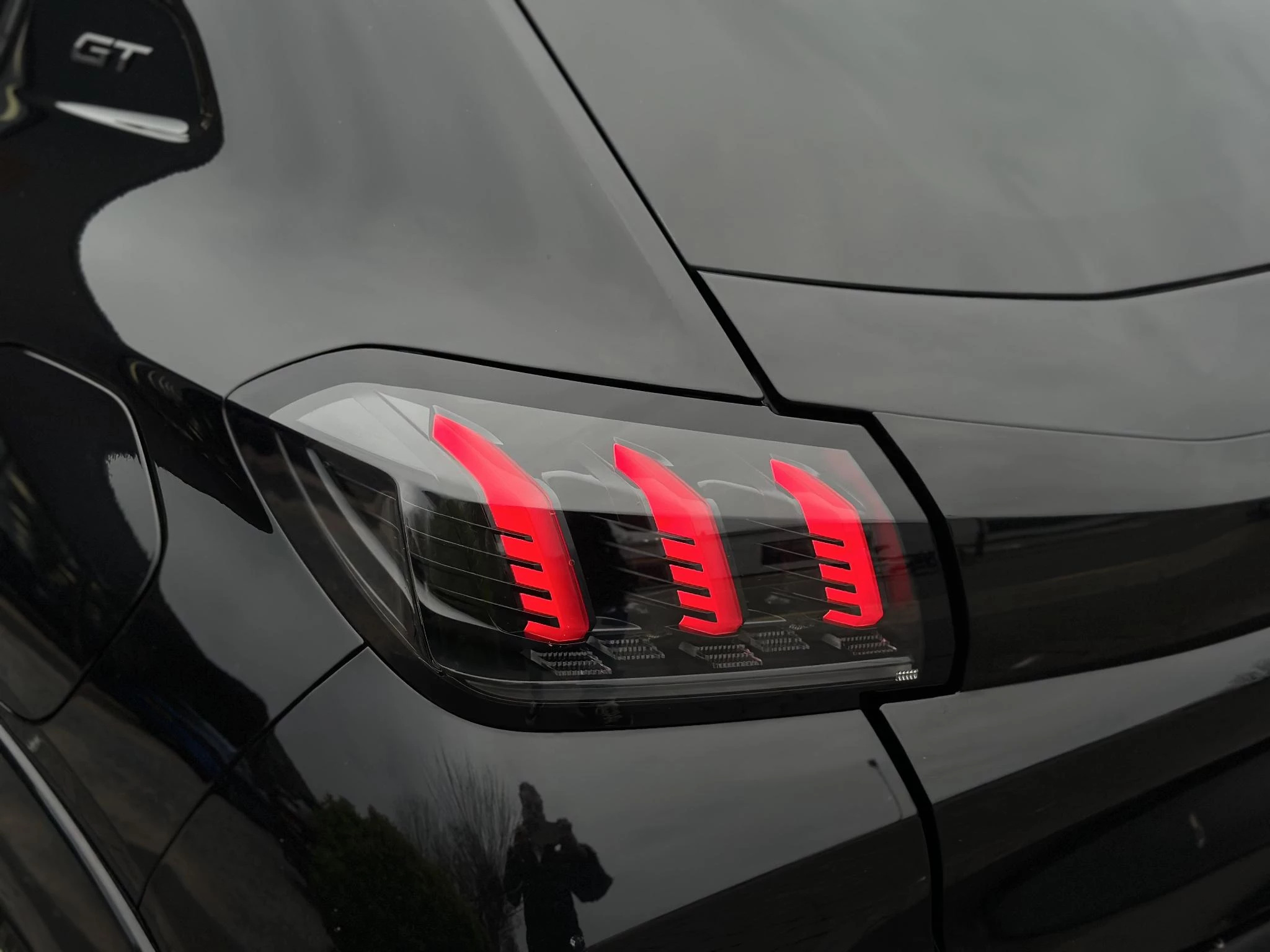 Hoofdafbeelding Peugeot e-208