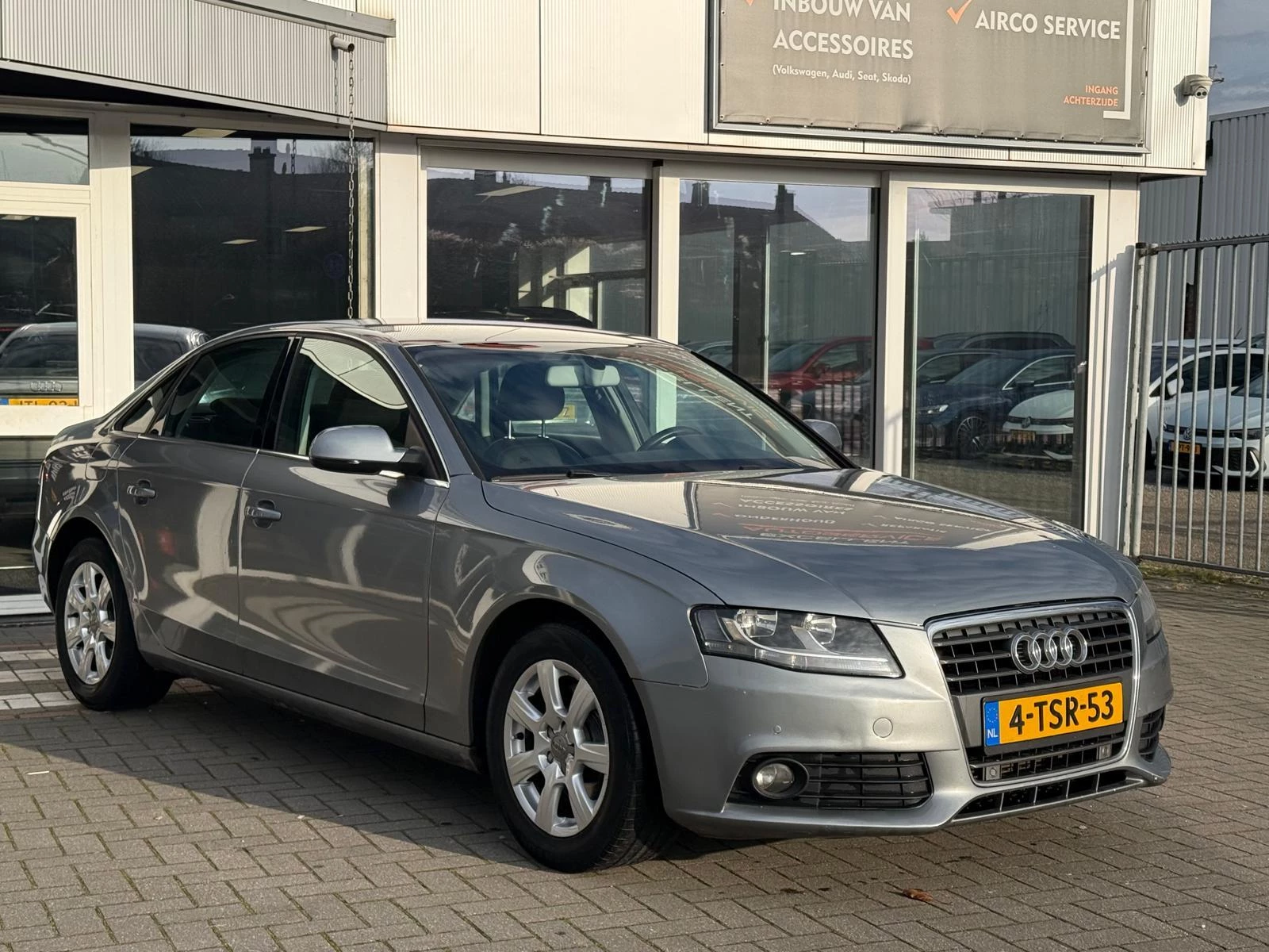 Hoofdafbeelding Audi A4