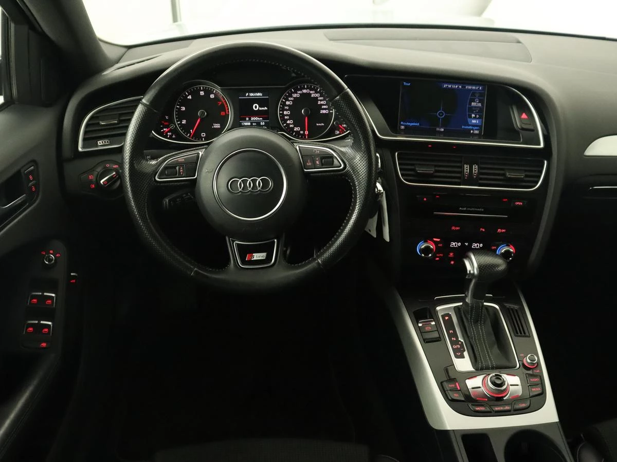 Hoofdafbeelding Audi A4