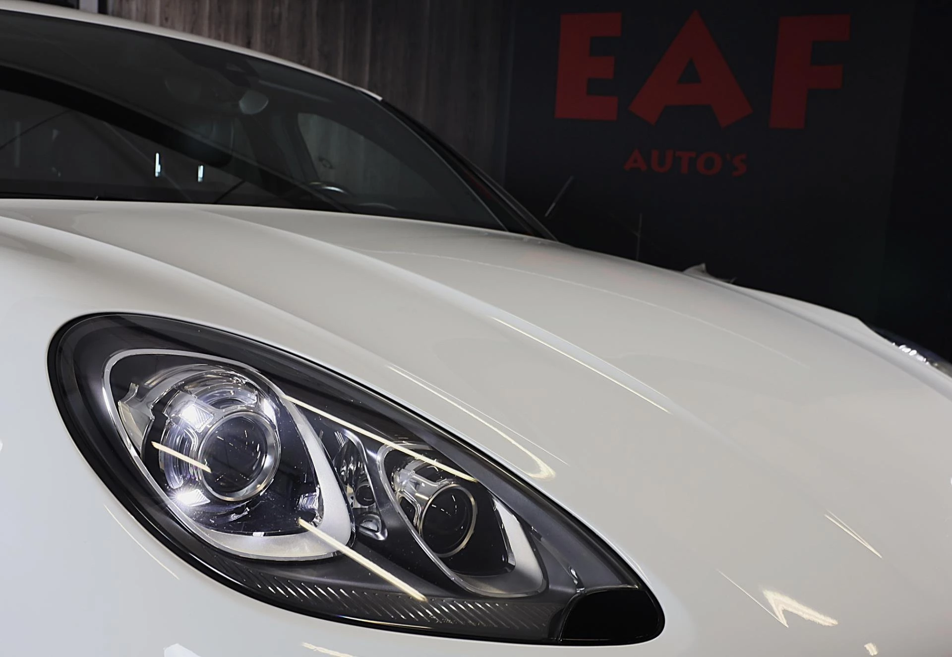 Hoofdafbeelding Porsche Macan