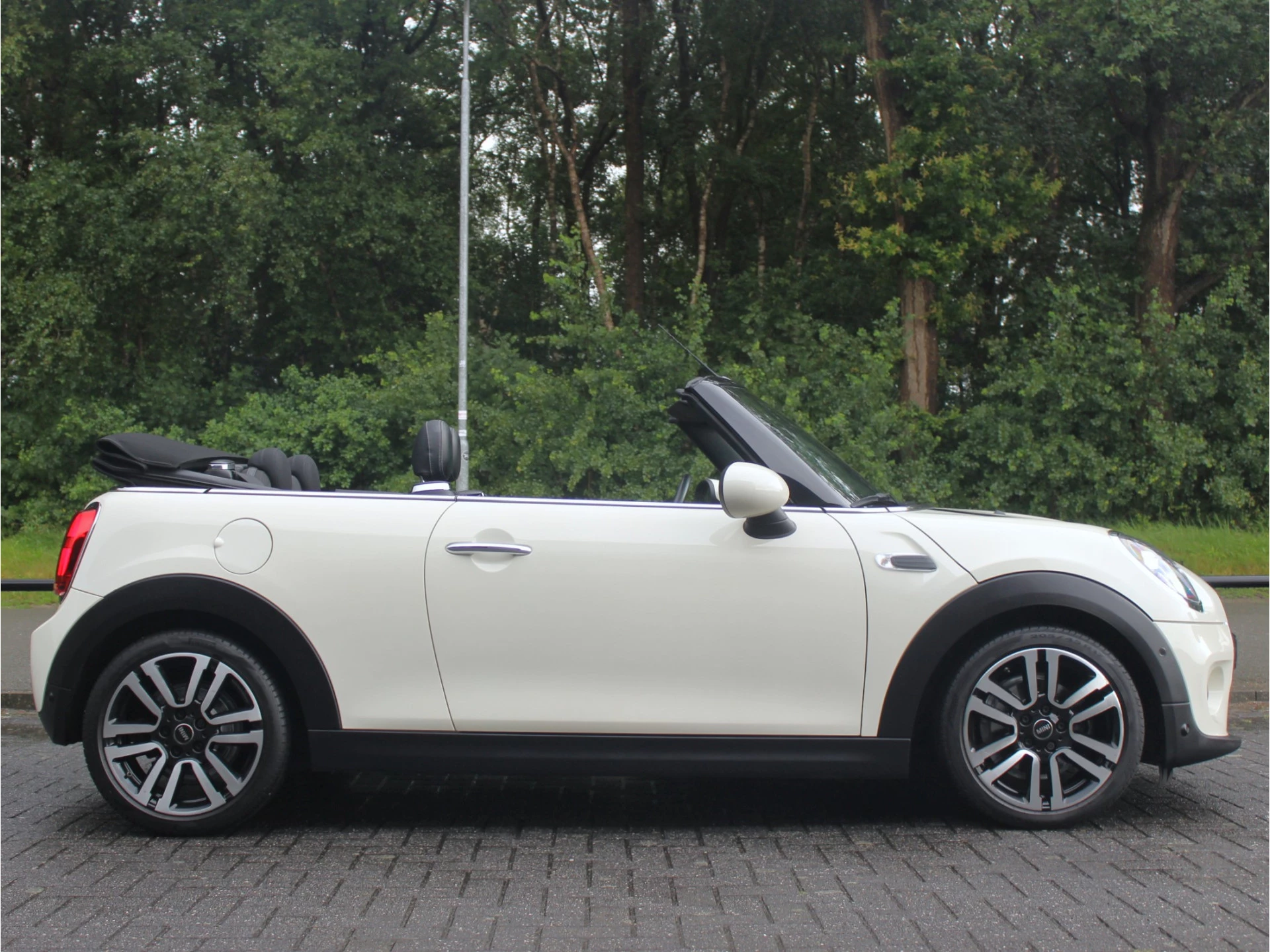 Hoofdafbeelding MINI Cooper Cabrio