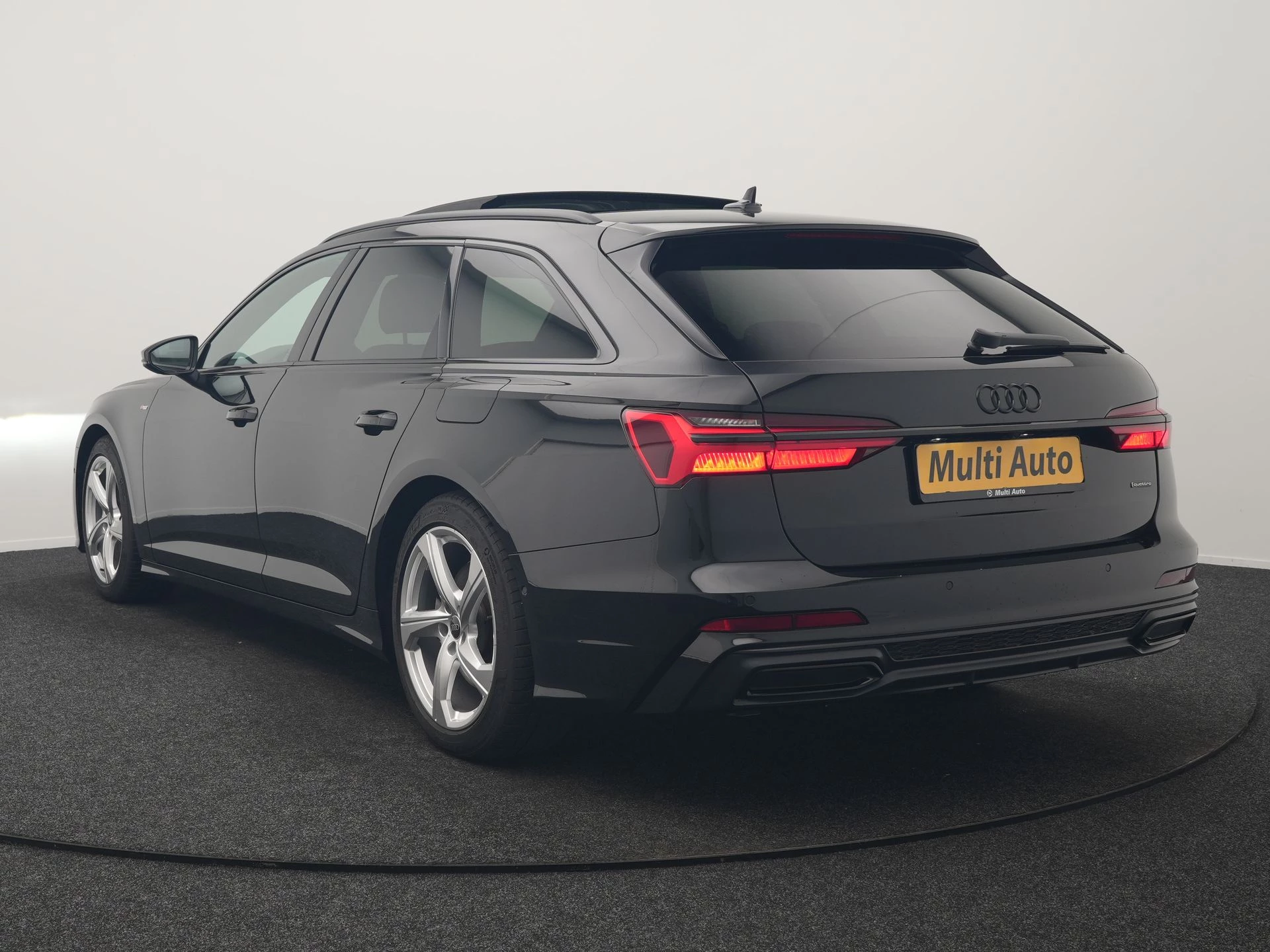 Hoofdafbeelding Audi A6