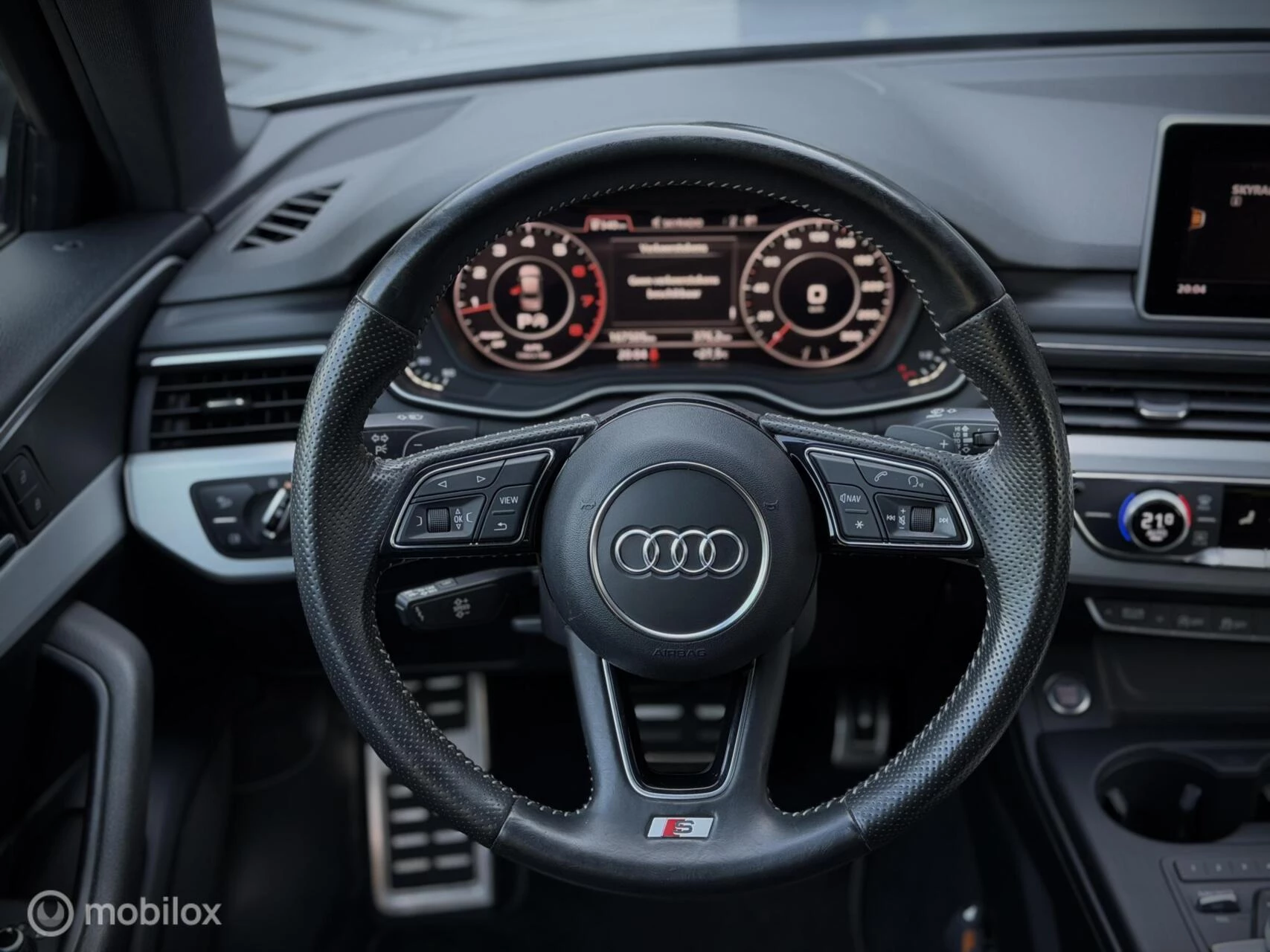 Hoofdafbeelding Audi A4