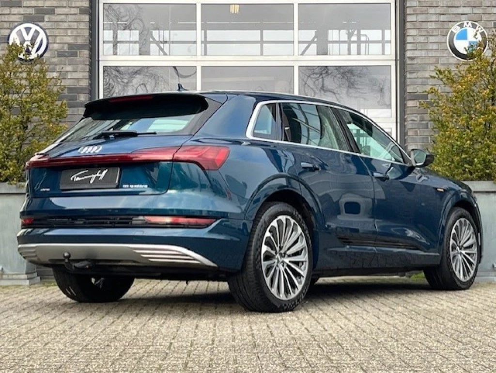 Hoofdafbeelding Audi e-tron