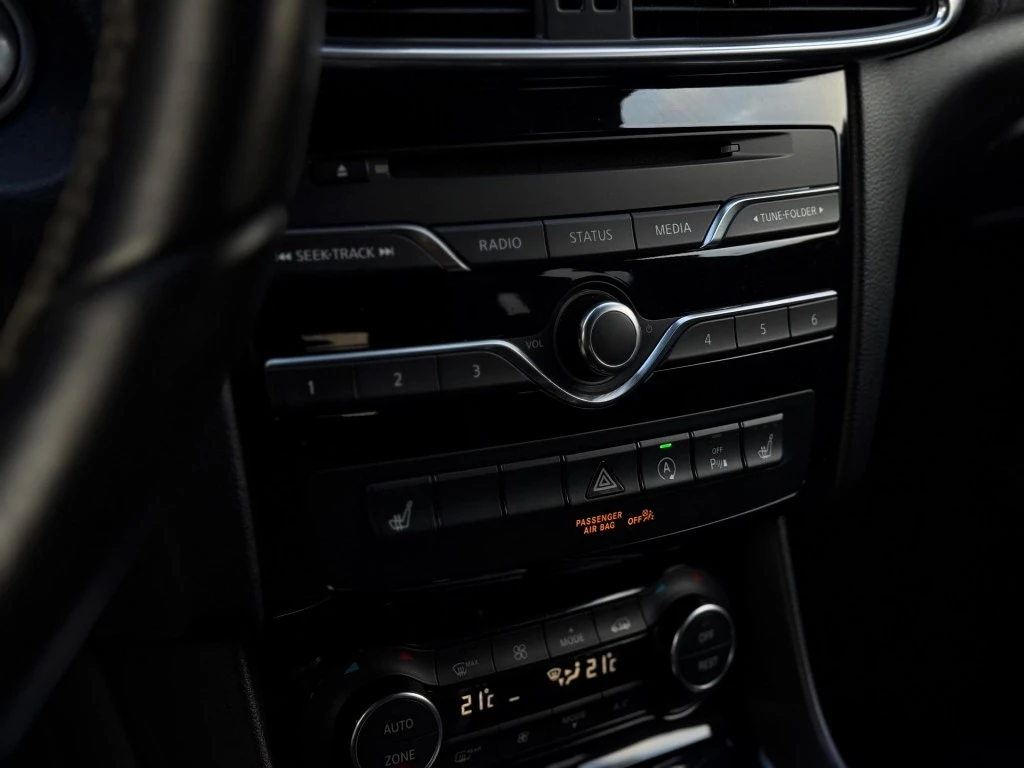 Hoofdafbeelding Infiniti Q