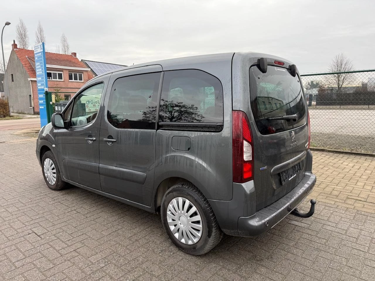 Hoofdafbeelding Peugeot Partner