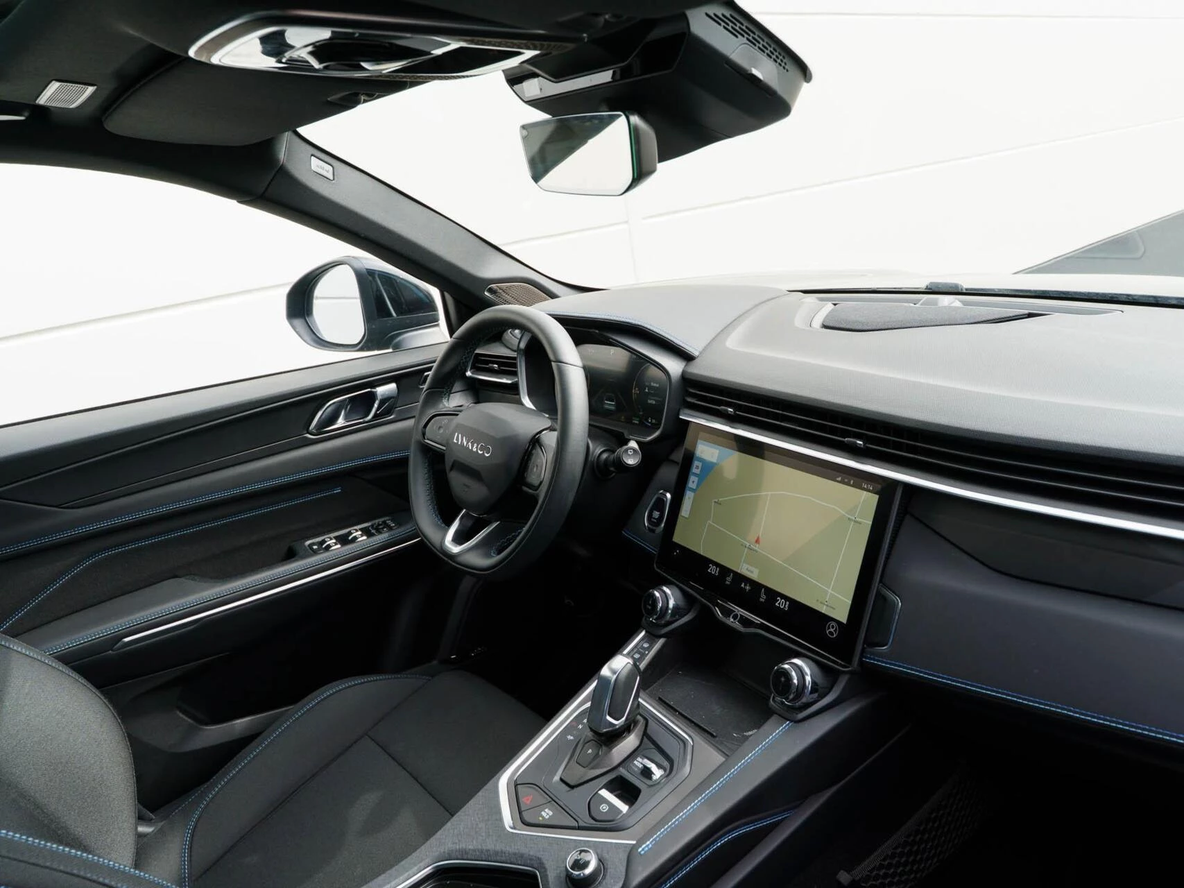 Hoofdafbeelding Lynk & Co 01