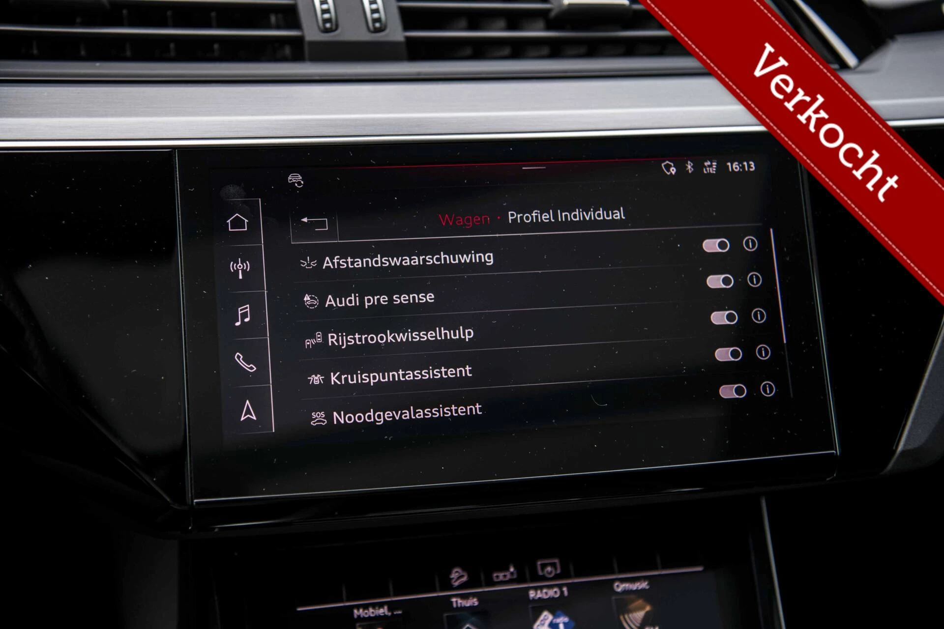 Hoofdafbeelding Audi e-tron