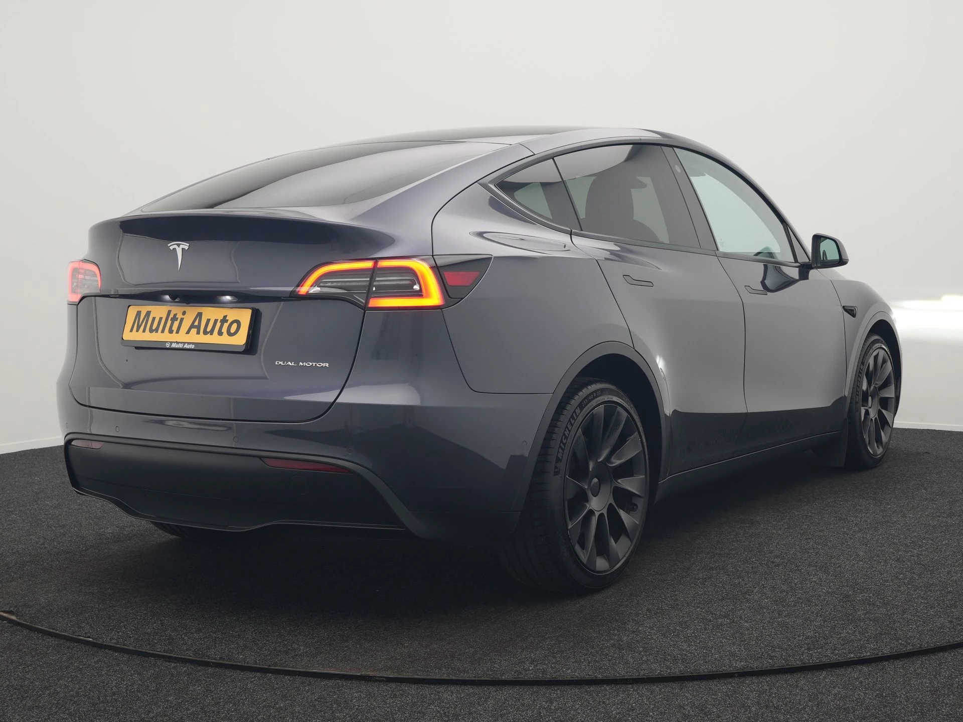 Hoofdafbeelding Tesla Model Y