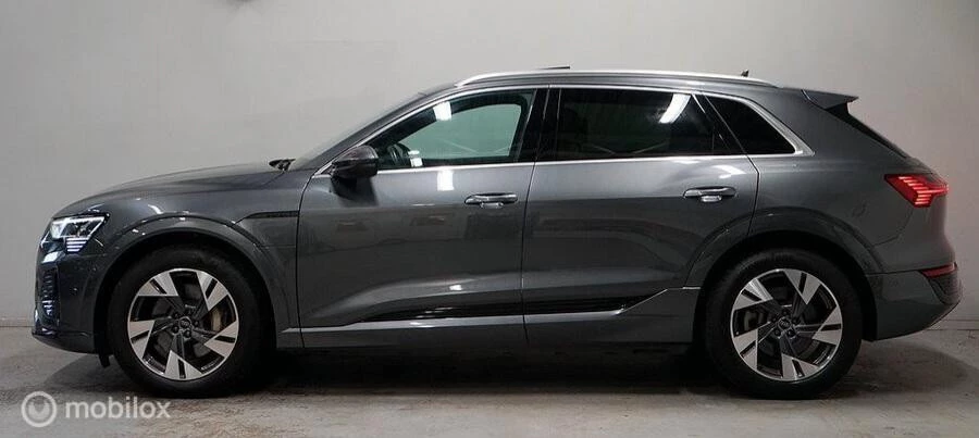 Hoofdafbeelding Audi Q8 e-tron