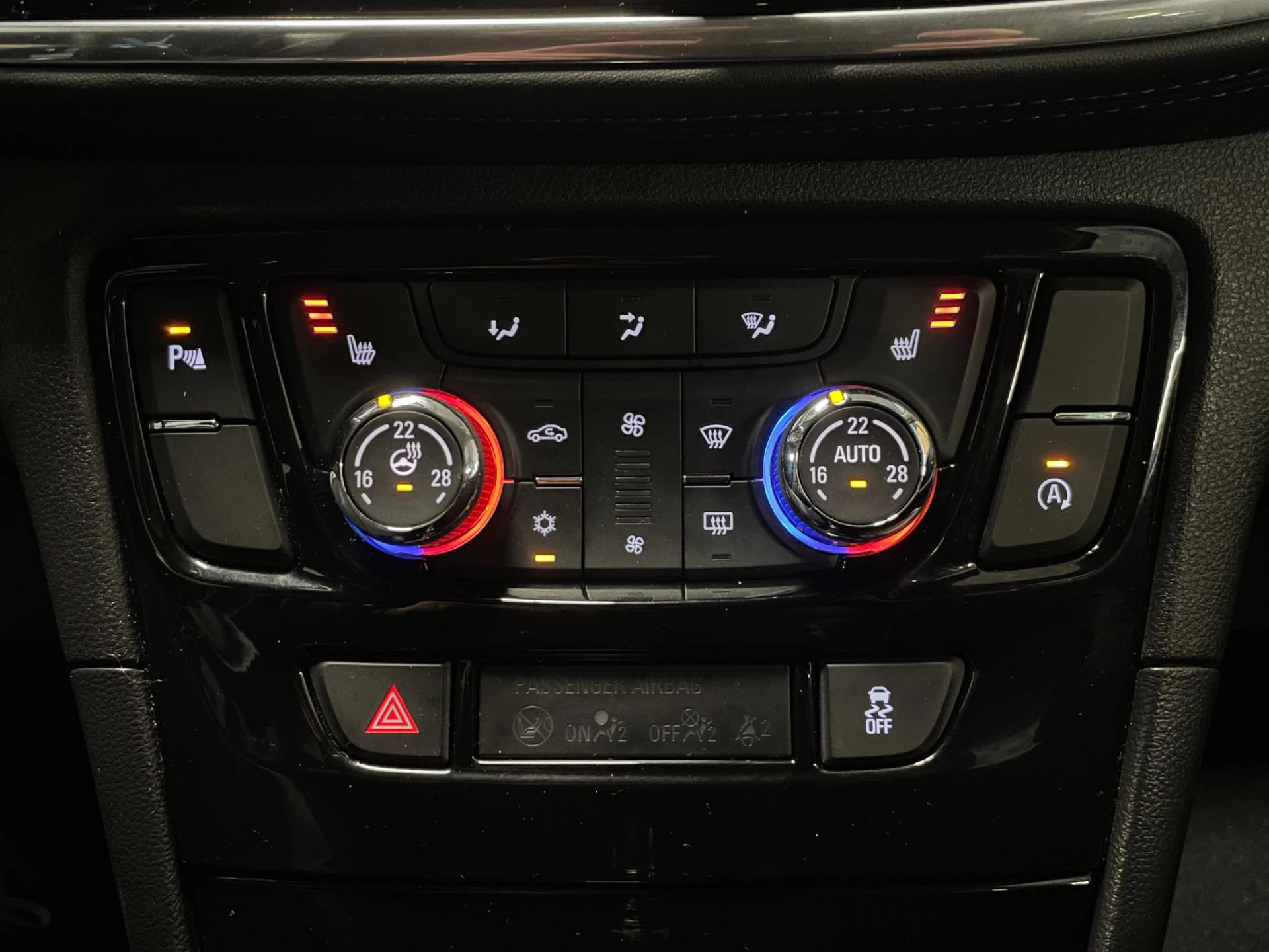 Hoofdafbeelding Opel Mokka X