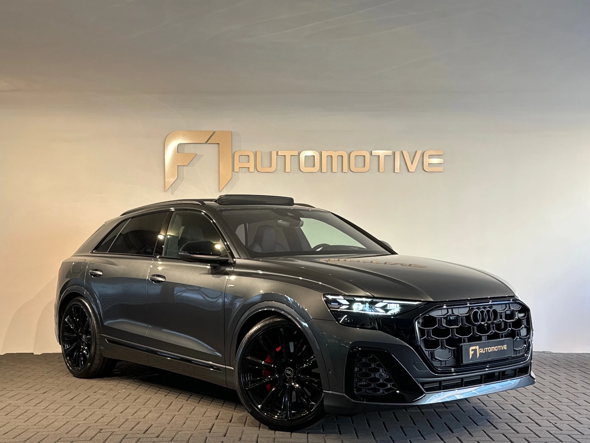 Hoofdafbeelding Audi Q8
