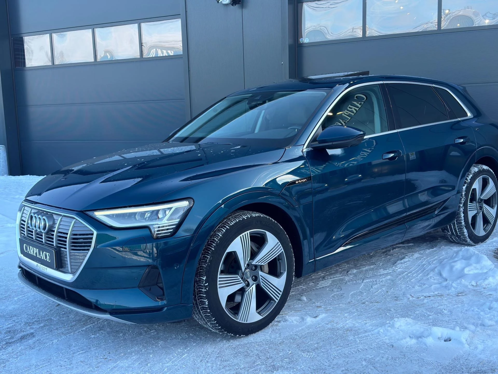 Hoofdafbeelding Audi e-tron