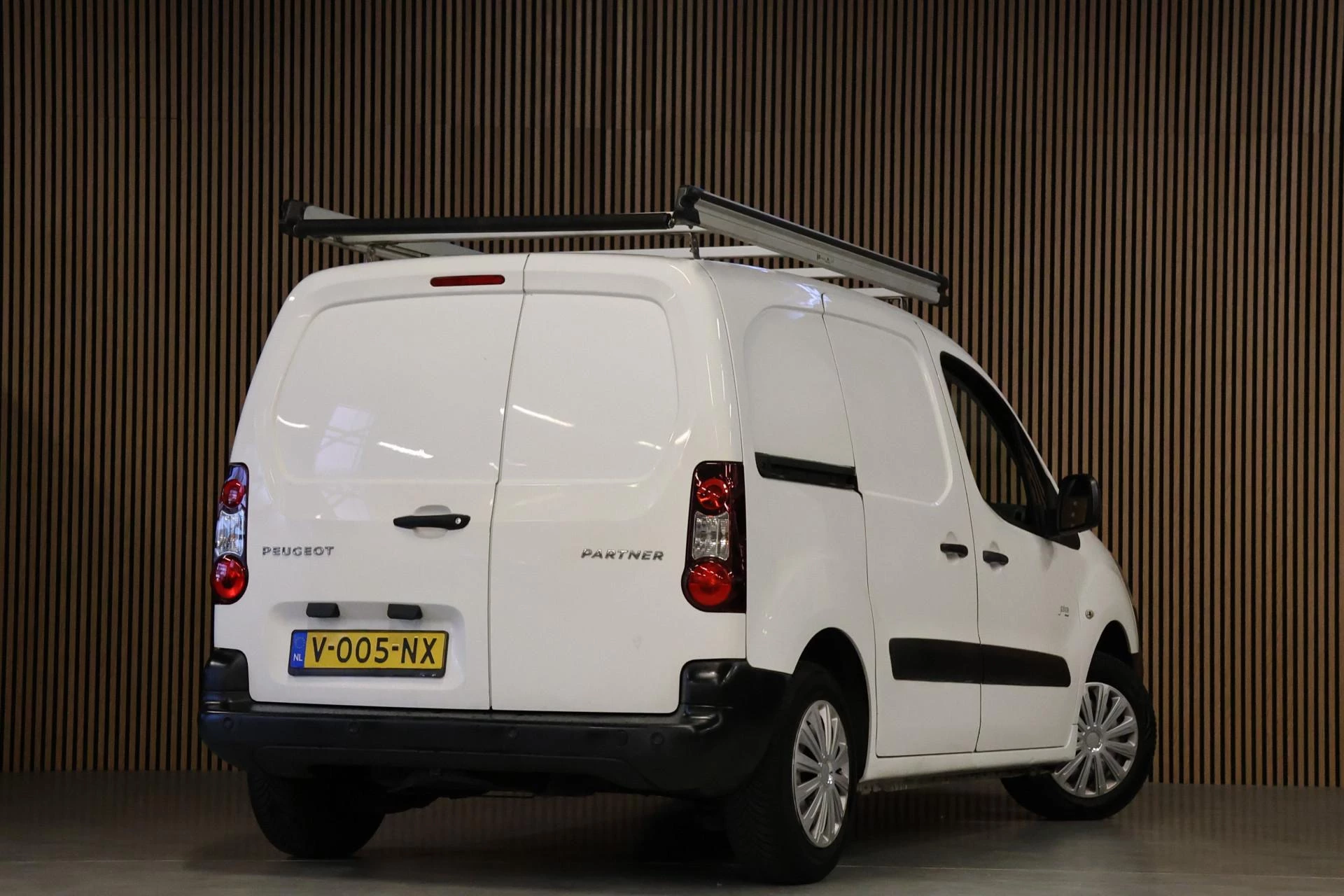 Hoofdafbeelding Peugeot Partner