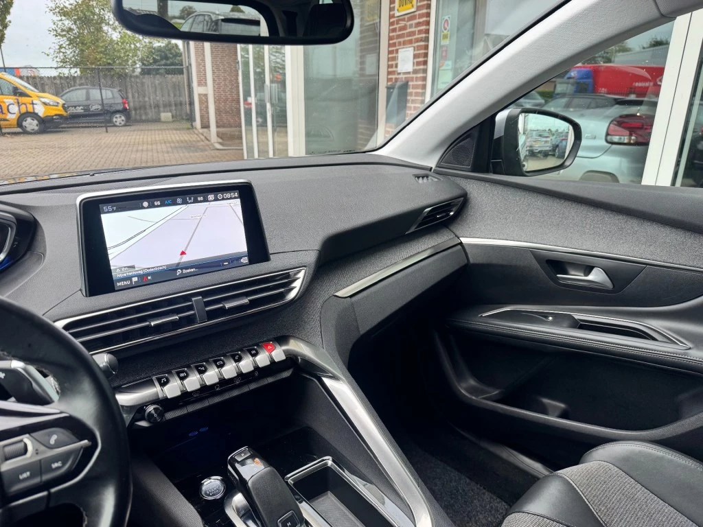 Hoofdafbeelding Peugeot 5008