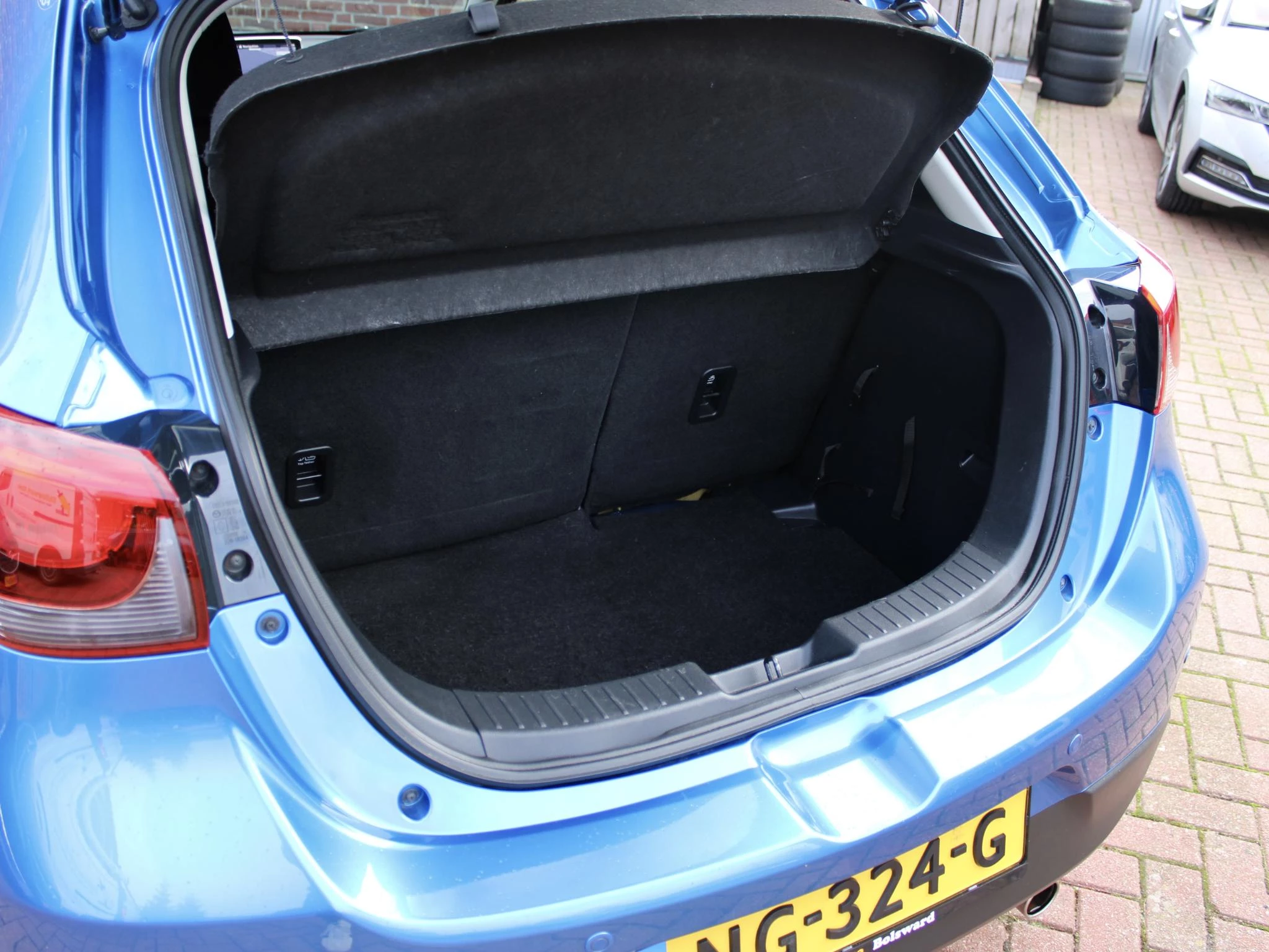 Hoofdafbeelding Mazda 2