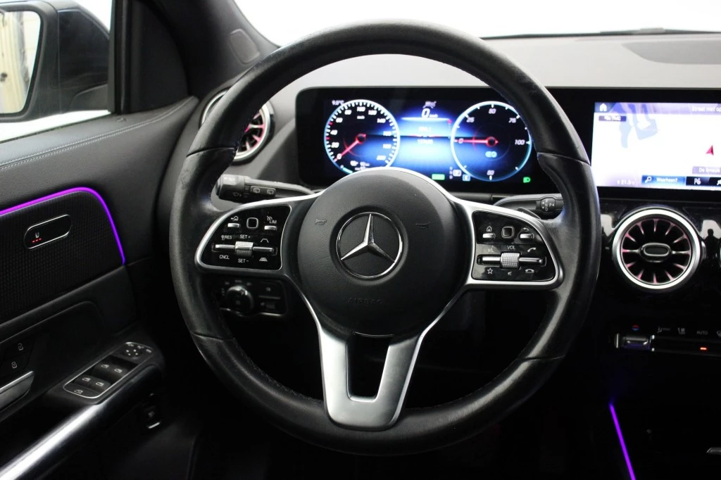 Hoofdafbeelding Mercedes-Benz EQA