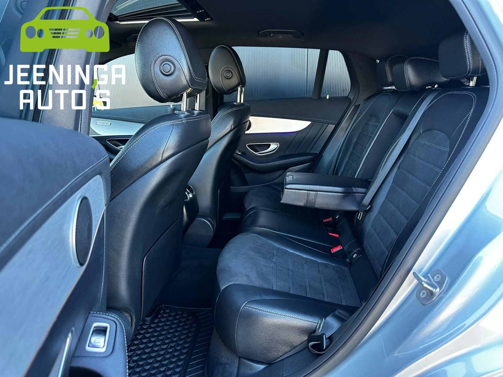 Hoofdafbeelding Mercedes-Benz EQC