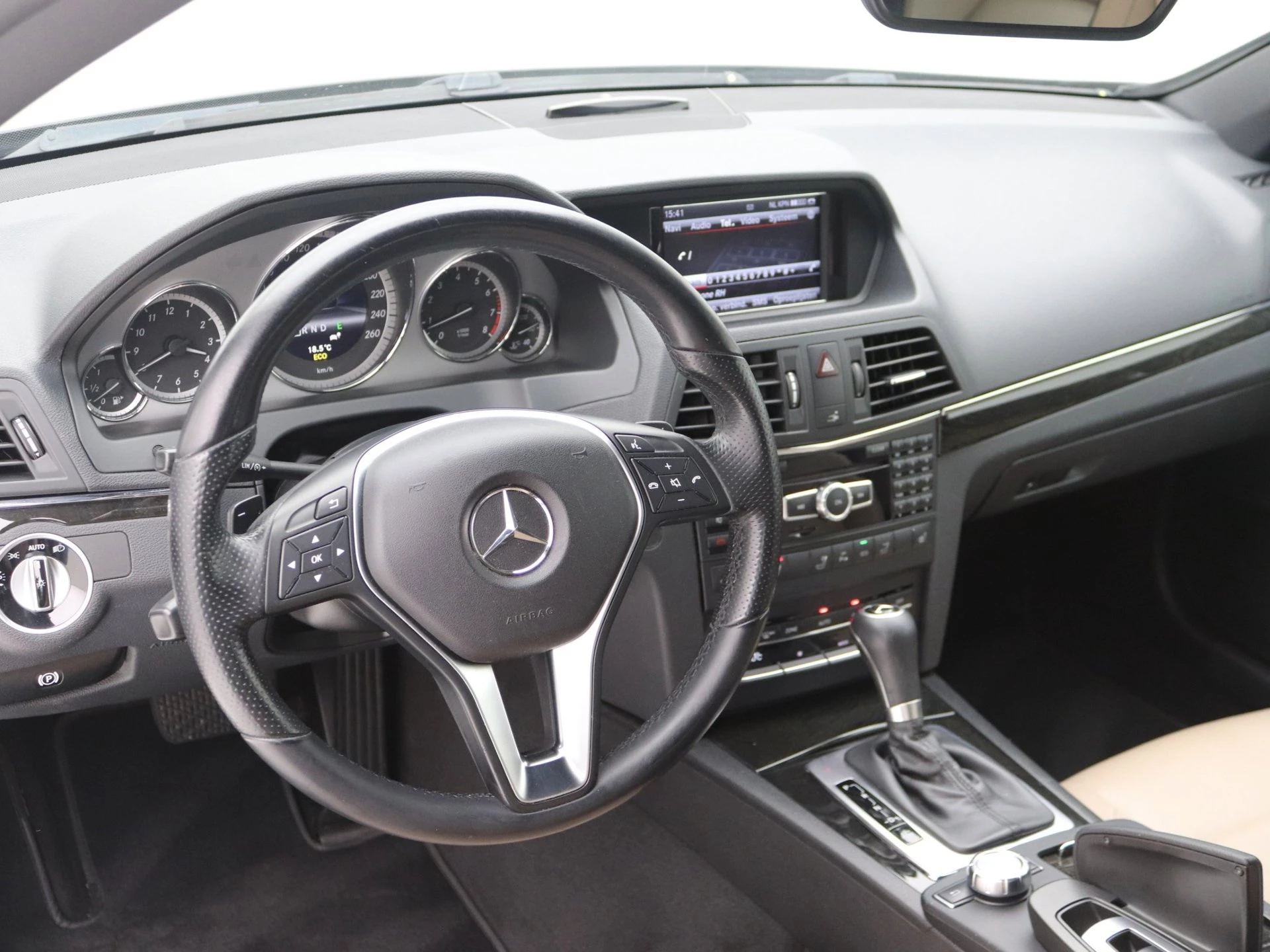 Hoofdafbeelding Mercedes-Benz E-Klasse
