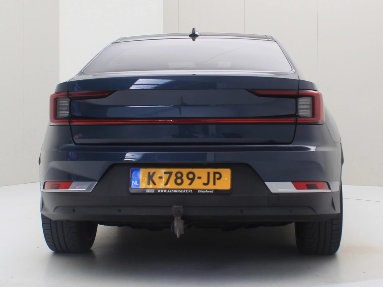 Hoofdafbeelding Polestar 2