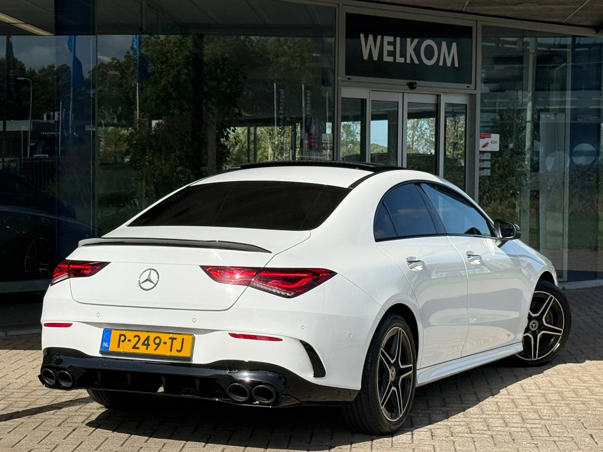 Hoofdafbeelding Mercedes-Benz CLA