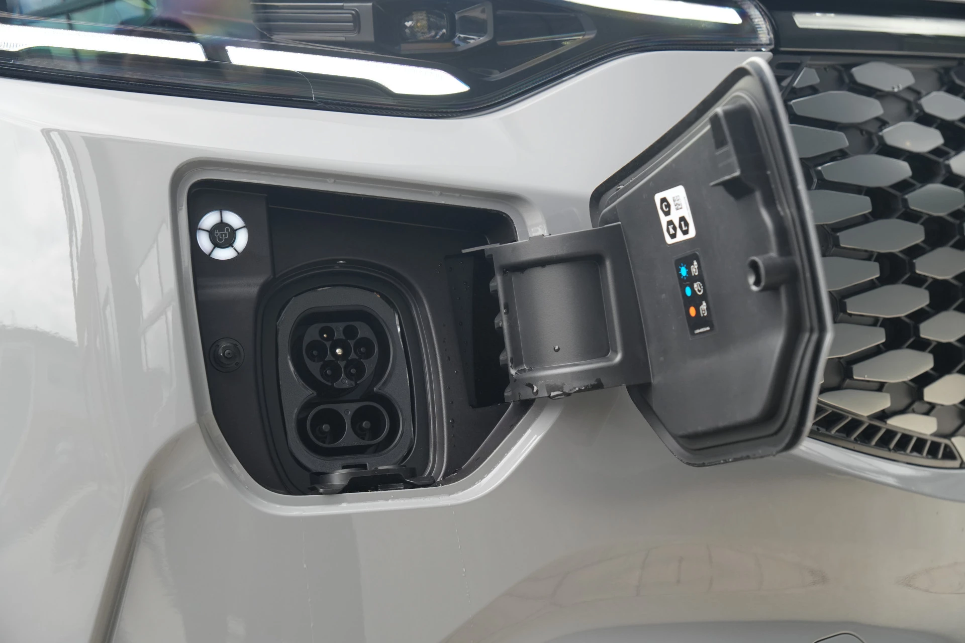 Hoofdafbeelding Ford E-Transit Custom
