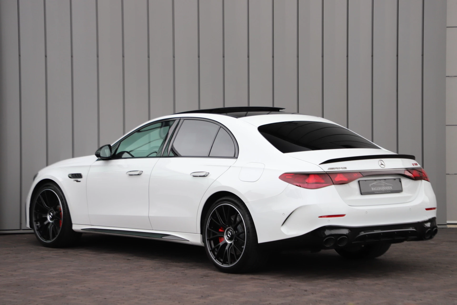 Hoofdafbeelding Mercedes-Benz E-Klasse