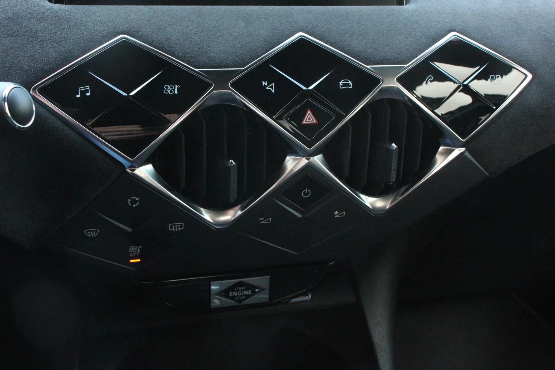 Hoofdafbeelding DS DS 3