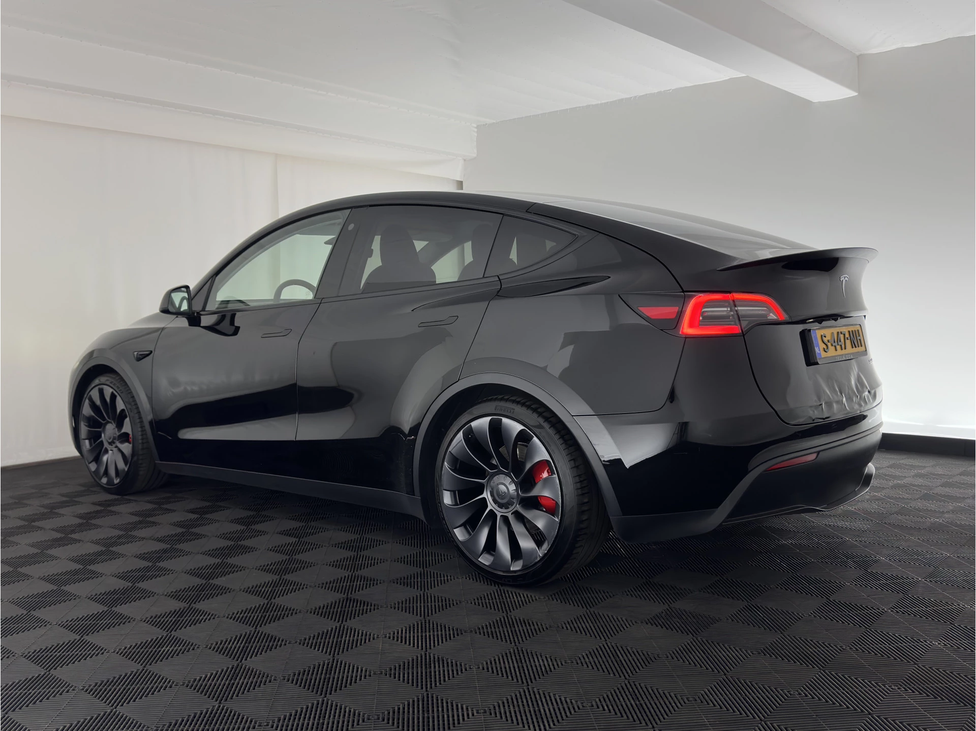 Hoofdafbeelding Tesla Model Y