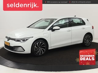 Volkswagen Golf 1.4 eHybrid Style | Camera | Massage | Carplay | Memory | Sfeerverlichting | Adaptive cruise | Keyless | Navigatie | Full LED | Digital Cockpit