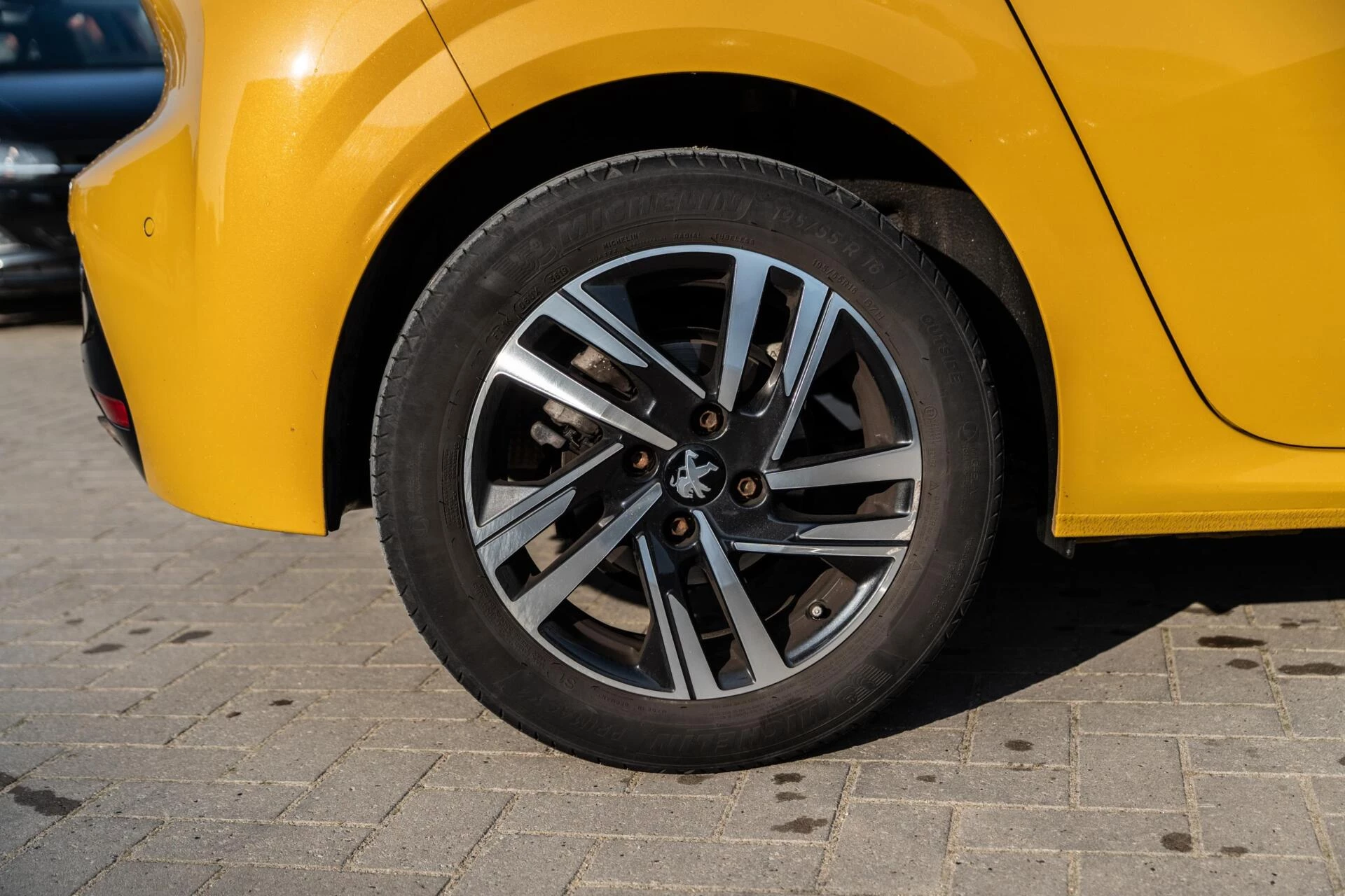 Hoofdafbeelding Peugeot 208