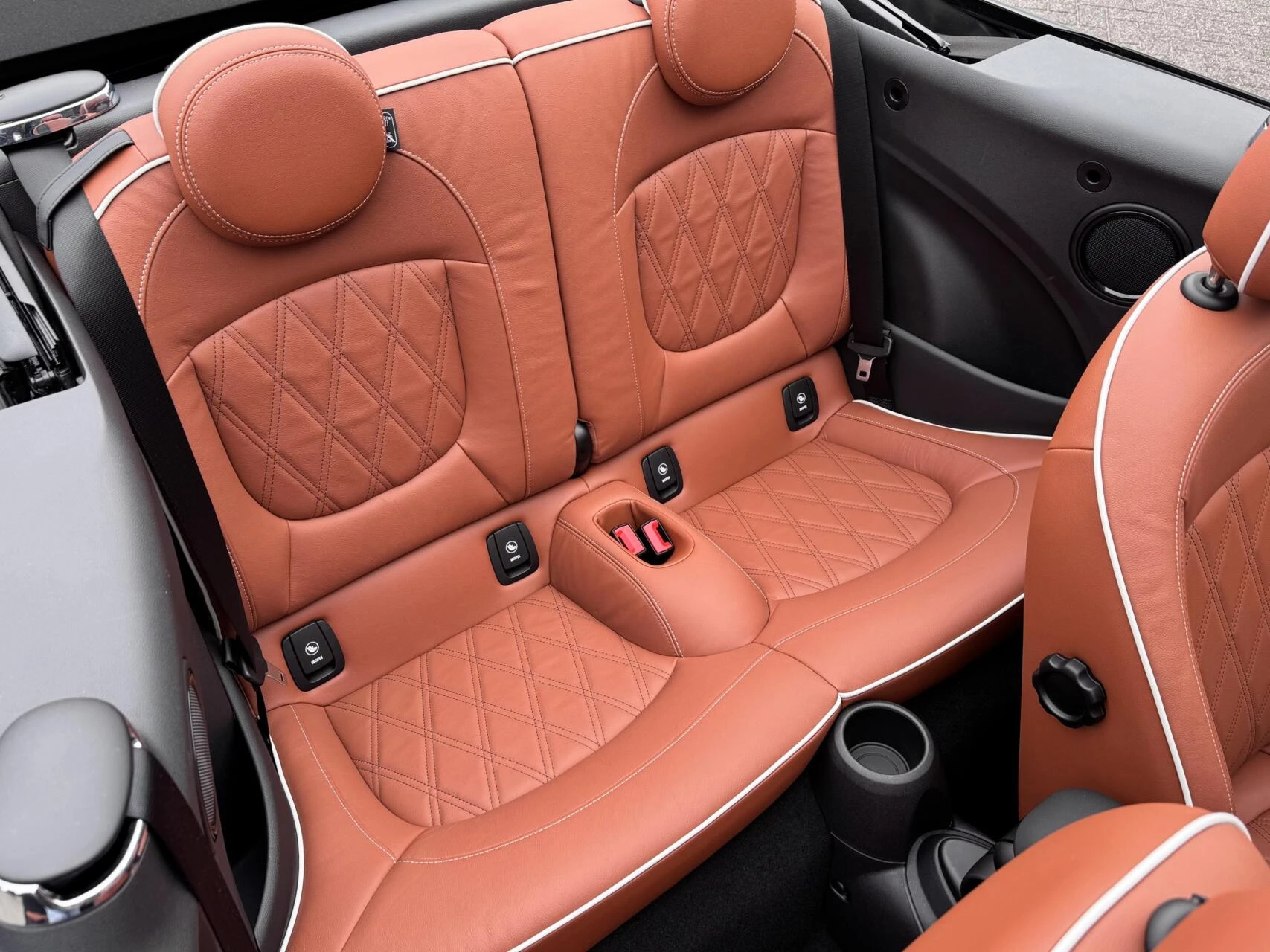 Hoofdafbeelding MINI Cooper Cabrio
