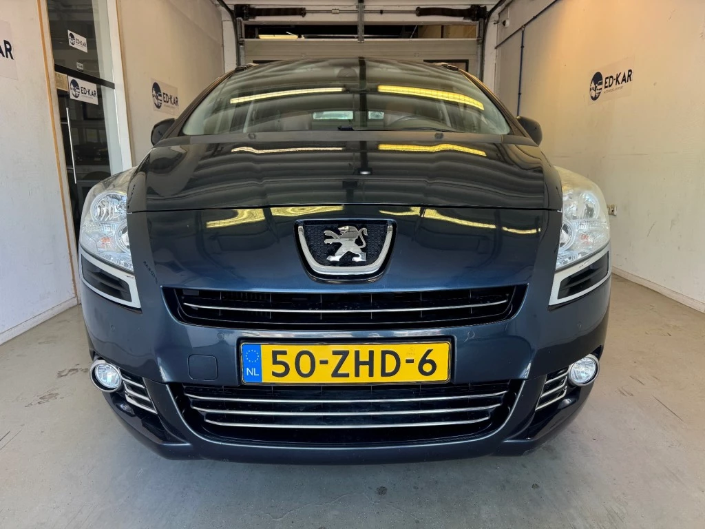 Hoofdafbeelding Peugeot 5008