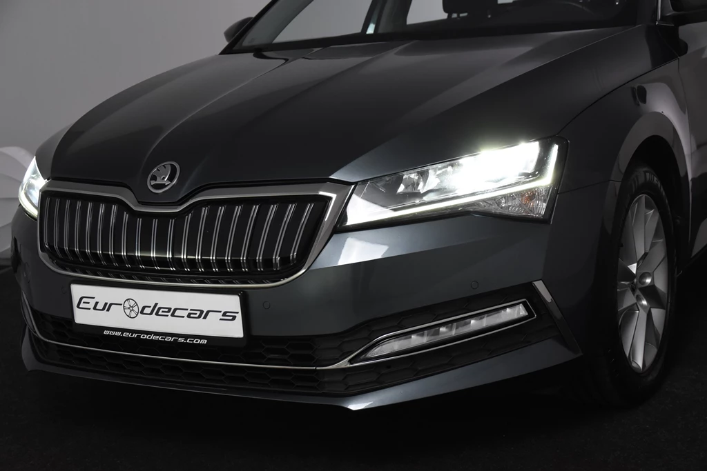 Hoofdafbeelding Škoda Superb